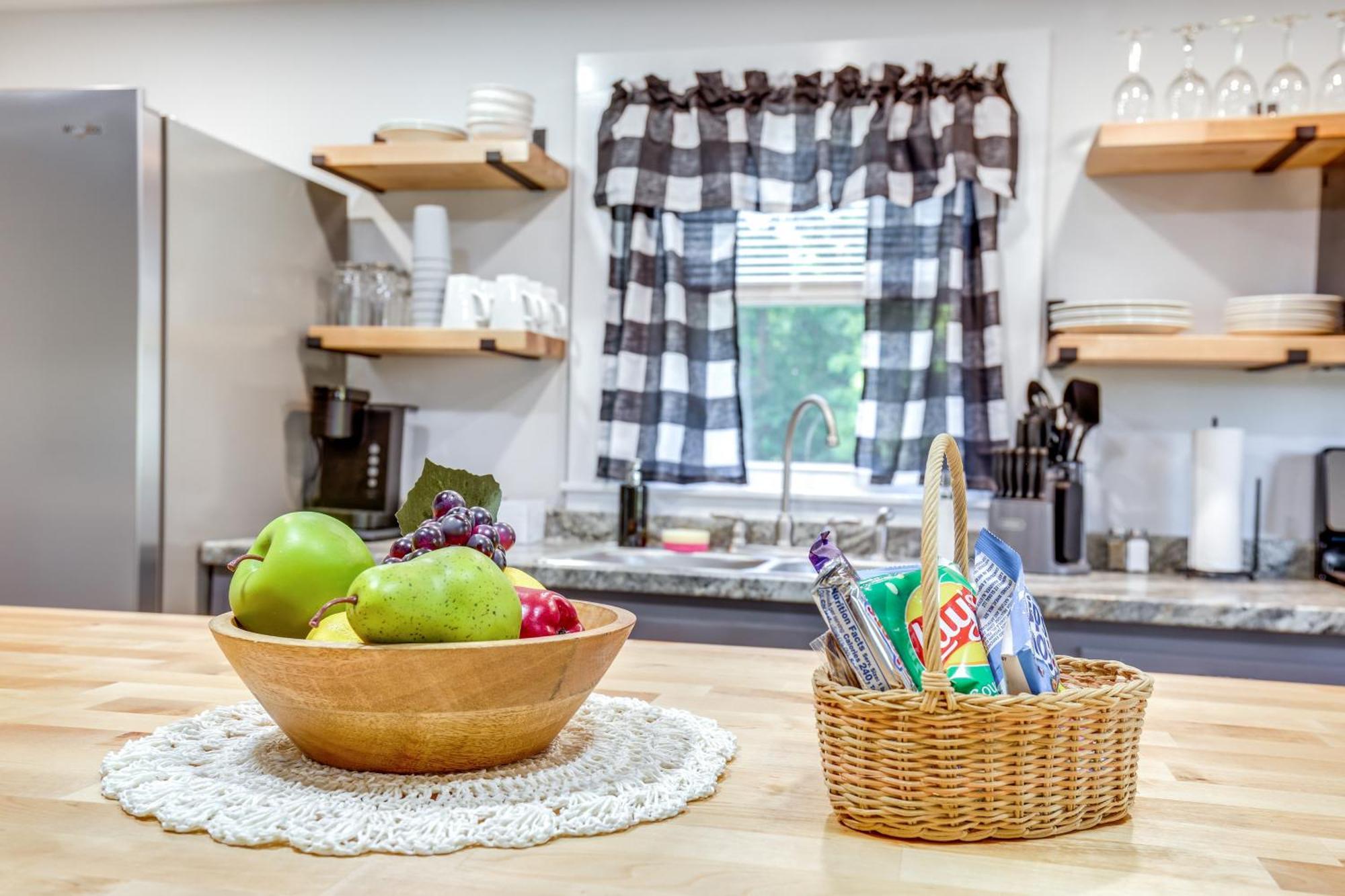 Charming Watkins Glen Home With Yard! מראה חיצוני תמונה